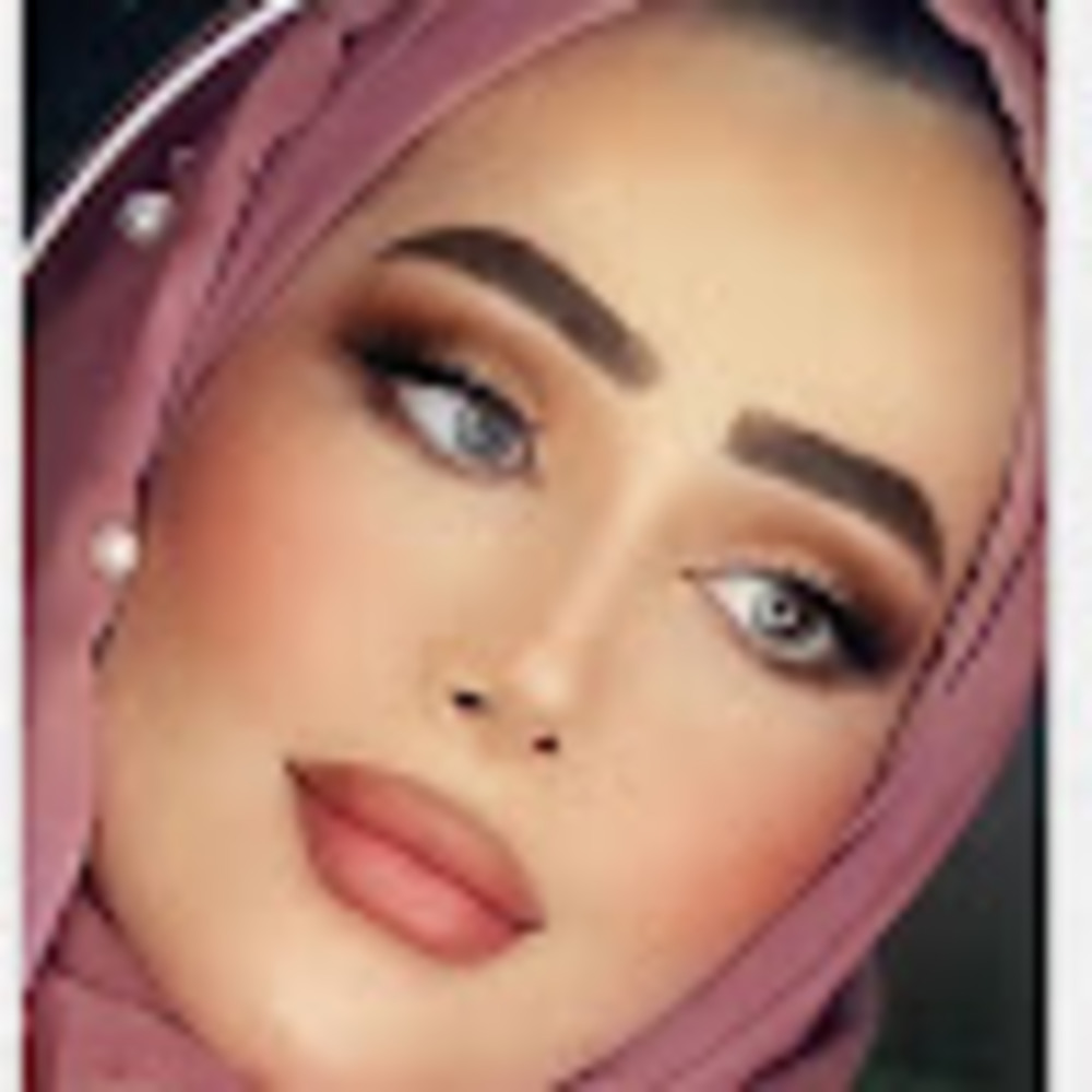 Meet your Posher, Lujain